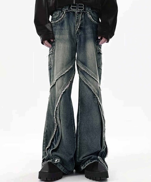 TopIsm（トップイズム）の「【2025】ヴィンテージ加工リメイク フレアデニムパンツ（デニムパンツ・メンズ・ブルー・M/L）」の7枚目の写真