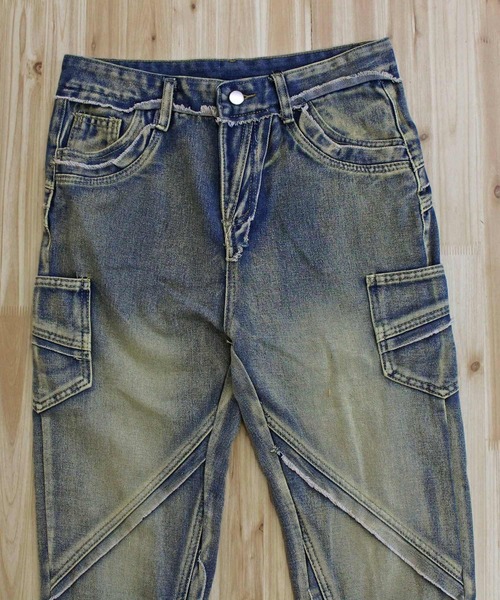 TopIsm（トップイズム）の「【2025】ヴィンテージ加工リメイク フレアデニムパンツ（デニムパンツ・メンズ・ブルー・M/L）」の2枚目の写真