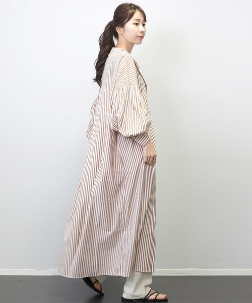 Aletta vita(アレッタビータ)の「T/Cストライプバンドカラー長袖シャツワンピース(シャツワンピース・レディース・チャコール/キャメル/ネイビー・FREE)」の11枚目の写真