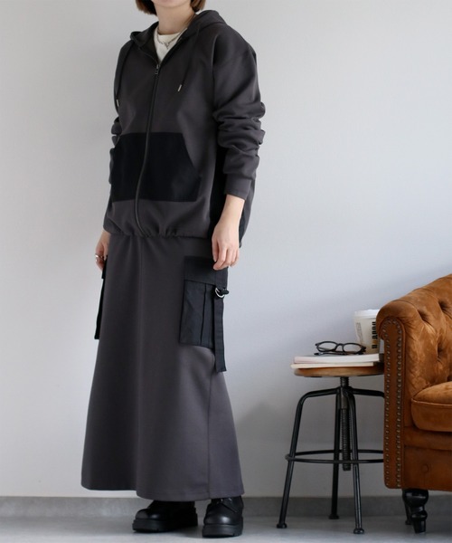 cepo(セポ)の「〈セットアップ対応〉ミリタリーポンチイージーカーゴスカート(スカート・レディース・チャコール/オフホワイト・M)」の9枚目の写真