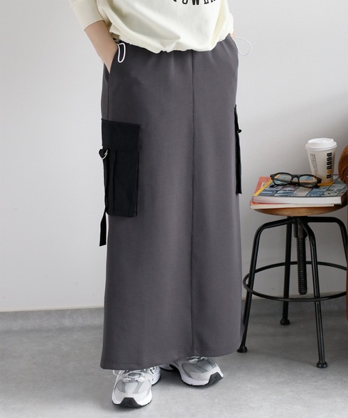 cepo(セポ)の「〈セットアップ対応〉ミリタリーポンチイージーカーゴスカート(スカート・レディース・チャコール/オフホワイト・M)」の7枚目の写真