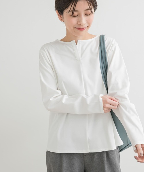 URBAN RESEARCH DOORS（アーバンリサーチドアーズ）の「シルケットコットンヘンリーネックプルオーバー（シャツ/ブラウス・レディース・ネイビー/アイボリー/ブルー・MEDIUM）」の5枚目の写真