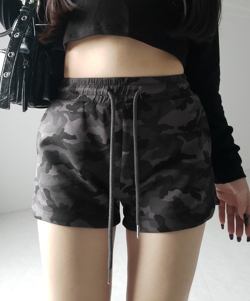 me+em select(ミームセレクト)の「【 2color 】ヴィンテージカモフラタイトショートパンツ / Vintage camouflage tight short pants(その他パンツ・レディース・グレー/カーキ・MEDIUM/SMALL/LARGE)」の21枚目の写真
