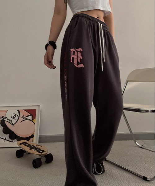 gossip!ロサンゼルス(ゴシップロサンゼルス)の「Y2K スウェットワイドパンツ ルームウェアパンツ(スウェットパンツ・レディース・グレー/ブラック・M/L)」の5枚目の写真