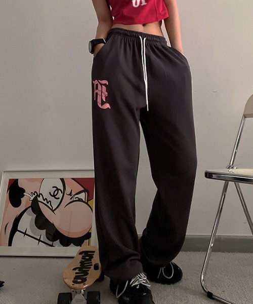 gossip!ロサンゼルス(ゴシップロサンゼルス)の「Y2K スウェットワイドパンツ ルームウェアパンツ(スウェットパンツ・レディース・グレー/ブラック・M/L)」の8枚目の写真