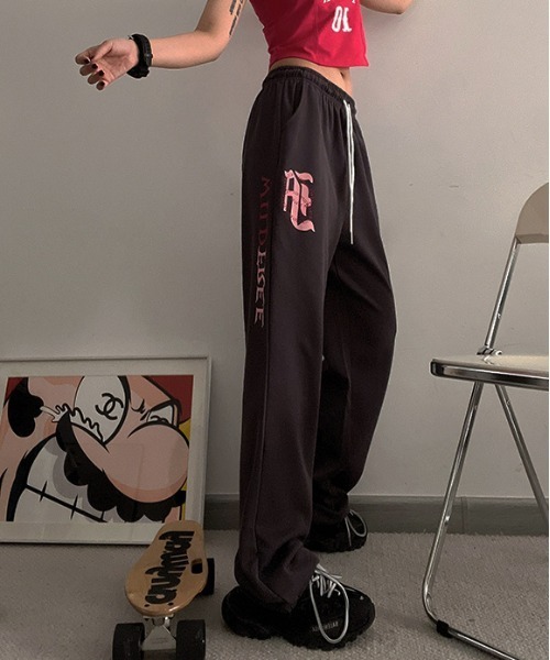 gossip!ロサンゼルス(ゴシップロサンゼルス)の「Y2K スウェットワイドパンツ ルームウェアパンツ(スウェットパンツ・レディース・グレー/ブラック・M/L)」の11枚目の写真