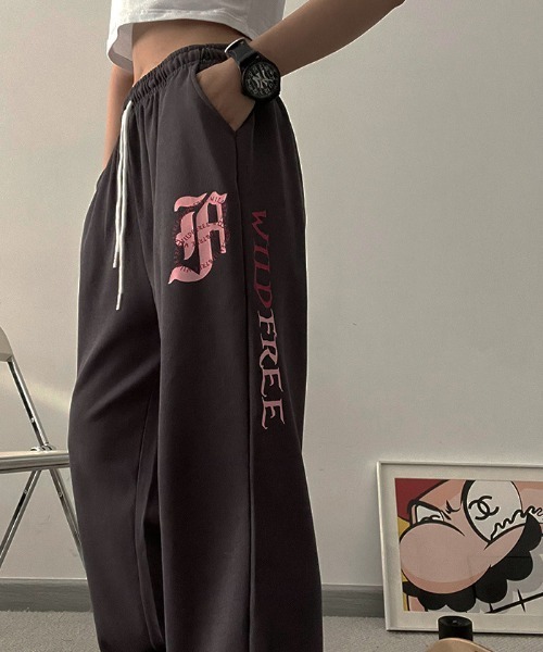 gossip!ロサンゼルス(ゴシップロサンゼルス)の「Y2K スウェットワイドパンツ ルームウェアパンツ(スウェットパンツ・レディース・グレー/ブラック・M/L)」の14枚目の写真