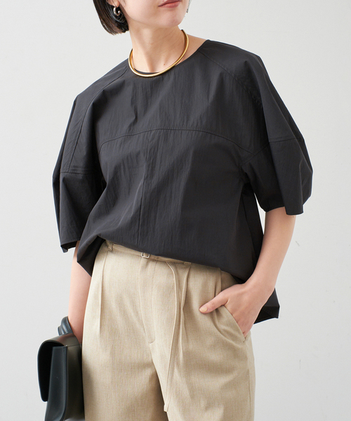 Spick & Span(スピックアンドスパン)の「ラウンドスリーブブラウス(シャツ/ブラウス・レディース・サックスブルー/ブラック/ホワイト・FREE)」の3枚目の写真