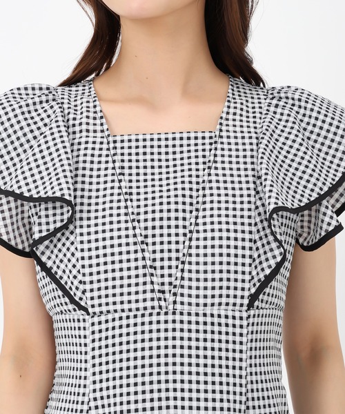 MISCH MASCH（ミッシュマッシュ）の「フレアスリーブギンガムチェックワンピース（ワンピース・レディース・ホワイト/ブラック×ホワイト・S/M）」の13枚目の写真