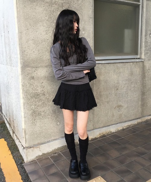 anyonemore(エニワンモア)の「ドットリボンパフスリープTシャツ(Tシャツ/カットソー・レディース・チャコール・FREE)」の5枚目の写真