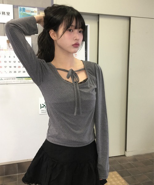 anyonemore(エニワンモア)の「ドットリボンパフスリープTシャツ(Tシャツ/カットソー・レディース・チャコール・FREE)」の10枚目の写真