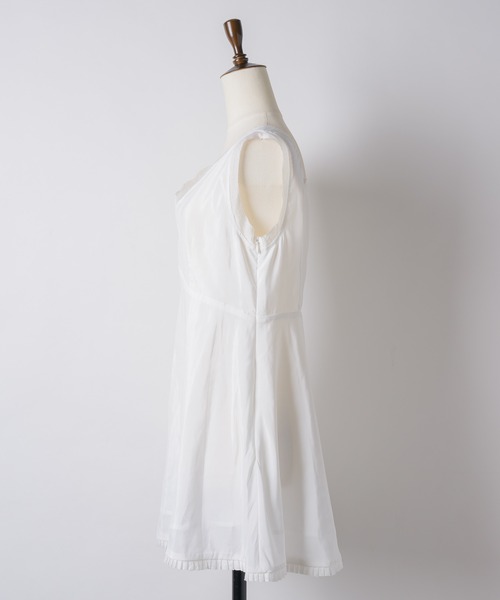 hem sheer pleated dress / ヘムシアープリーツドレス