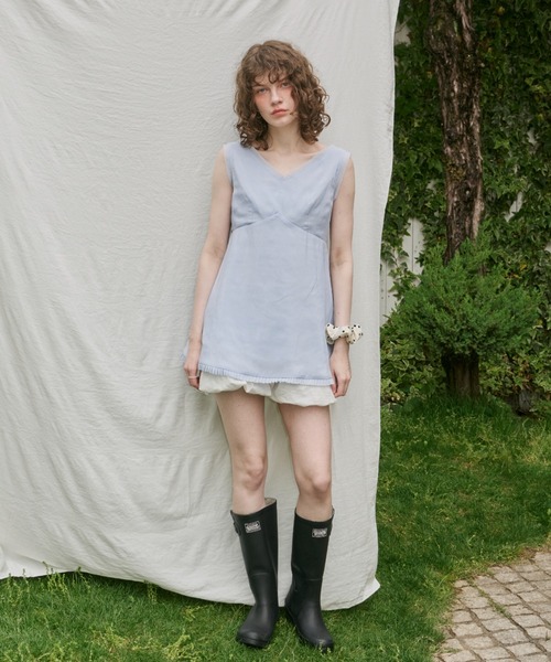 GIUNON（ジウノン）の「hem sheer pleated dress / ヘムシアープリーツドレス（ワンピース・レディース・ブルー/ブラック/ホワイト・FREE）」の11枚目の写真