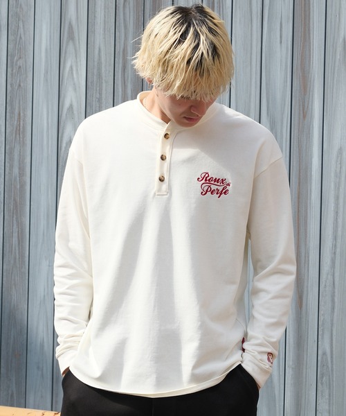 Felt-Maglietta（フェルトマリエッタ）の「[ROUXDI PERFE ルゥディパフィー]日本製ヘンリーネックトップス（Tシャツ/カットソー・メンズ・ホワイト/ブラック・MEDIUM/LARGE）」の3枚目の写真