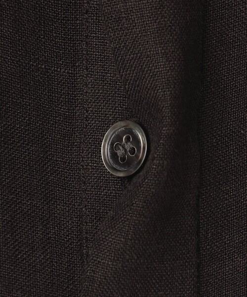 23区(ニジュウサンク)の「【洗える】LIBECOリネン タック デザイン シャツ(シャツ/ブラウス・レディース・ホワイト系/ダークブラウン系/スカイブルー系・38)」の14枚目の写真