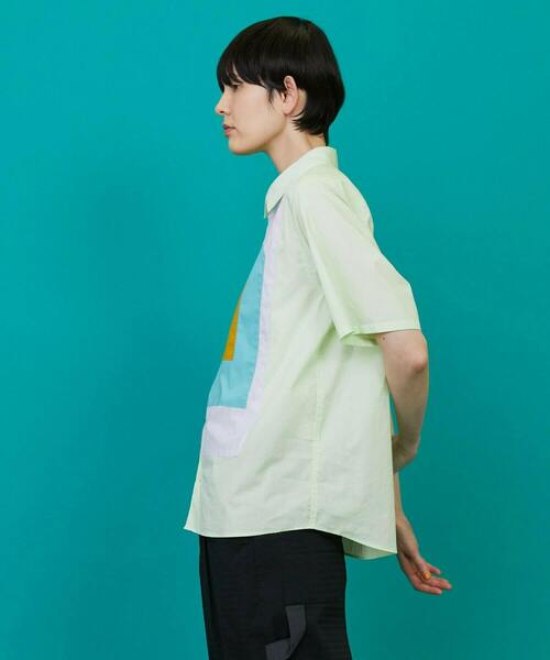 FRAPBOIS（フラボア）の「ターゲットシャツ（シャツ/ブラウス・レディース・ネイビー/ライム・1/2）」の3枚目の写真