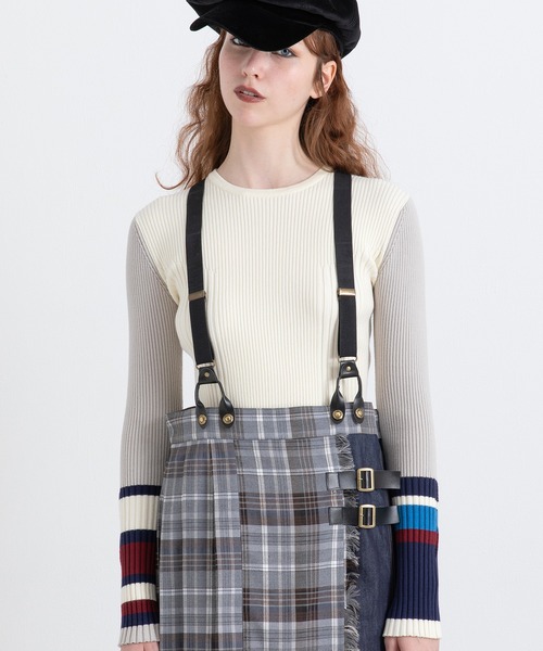 AULA AILA（アウラアイラ）の「ボーダースリーブリブニット（ニット/セーター・レディース・オフホワイト/ブラック/ブラウン/レッド・0）」の2枚目の写真