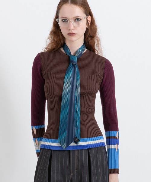 AULA AILA（アウラアイラ）の「ボーダースリーブリブニット（ニット/セーター・レディース・オフホワイト/ブラック/ブラウン/レッド・0）」の22枚目の写真