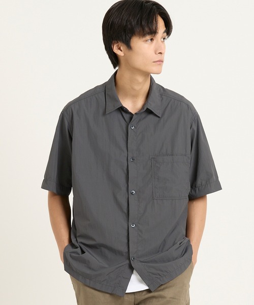 coca(coca)(コカ)の「ライトワッシャーナイロン半袖シャツ(シャツ/ブラウス・メンズ・チャコール/ブラウン・M/L/XL)」の1枚目の写真