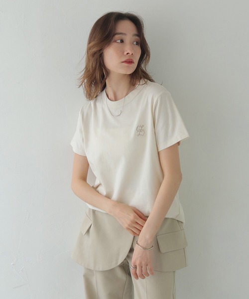 CLEIO(クレイオ)の「【CLEIO】ロゴ刺繍コットンTシャツ LOGO EMBROIDERED COTTON T-SHIRT/980-13616(Tシャツ/カットソー・レディース・ベージュ/ネイビー/アイボリー・FREE)」の5枚目の写真