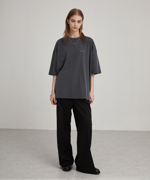 EMMA CLOTHES（エマクローズ）の「ヴィンテージライク ピグメント加工 フラワーグラフィックプリント オーバーサイズ半袖Tシャツ（Tシャツ/カットソー・レディース・ブラック系1/ブラック系/ホワイト系/ホワイト系1/ネイビー系・M/L）」の22枚目の写真