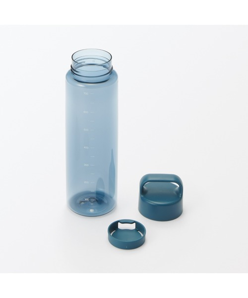 無印良品(ムジルシリョウヒン)の「持ち運びやすい 目盛り付き ドリンクボトル 約700mL(水筒・メンズ・ブラック/ブルー/ホワイト・FREE)」の20枚目の写真