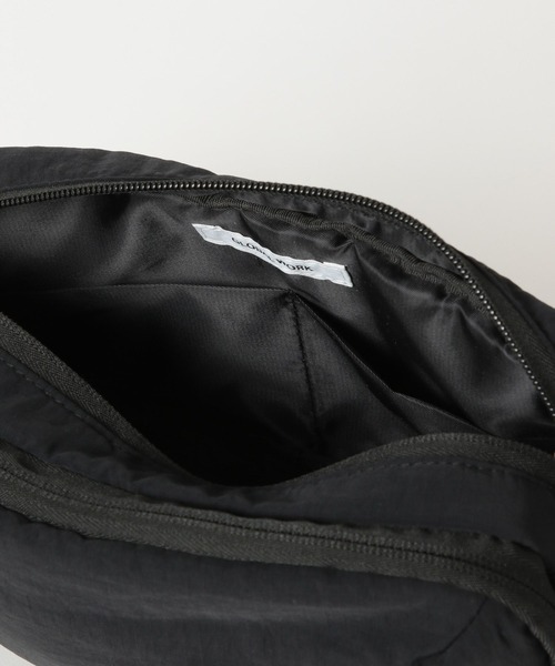 GLOBAL WORK（グローバルワーク）の「撥水ボトルインショルダー/494022（ショルダーバッグ・メンズ・ブラック系/グレー/ベージュ・ONE SIZE）」の13枚目の写真