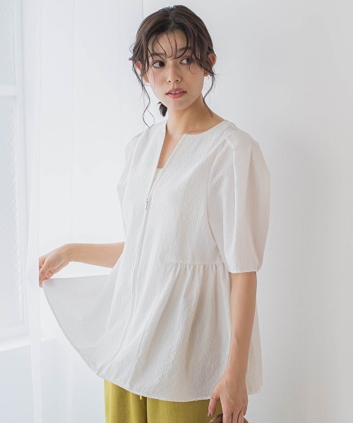 Droite lautreamont(ドロワットロートレアモン)の「カラミタンブラーZIPブラウス≪手洗い可能≫(シャツ/ブラウス・レディース・オフホワイト/ブラック/ベージュ・M)」の6枚目の写真