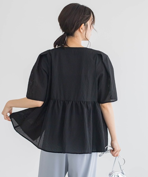 Droite lautreamont(ドロワットロートレアモン)の「カラミタンブラーZIPブラウス≪手洗い可能≫(シャツ/ブラウス・レディース・オフホワイト/ブラック/ベージュ・M)」の19枚目の写真