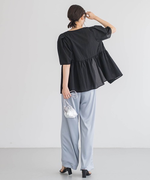 Droite lautreamont(ドロワットロートレアモン)の「カラミタンブラーZIPブラウス≪手洗い可能≫(シャツ/ブラウス・レディース・オフホワイト/ブラック/ベージュ・M)」の22枚目の写真