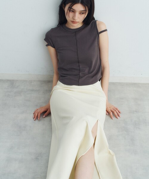 CODE A（コードエー）の「slit jersey skirt（スカート・レディース・オフホワイト/グレー/ブラック・34/36/38）」の14枚目の写真