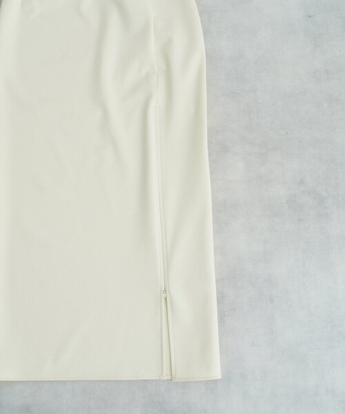 CODE A（コードエー）の「slit jersey skirt（スカート・レディース・オフホワイト/グレー/ブラック・34/36/38）」の18枚目の写真