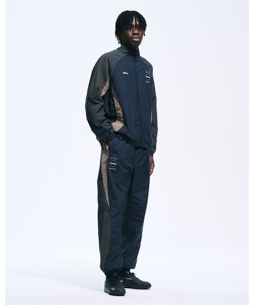 F.C.Real Bristol(エフシーレアルブリストル)の「WARM-UP PANTS(その他パンツ・メンズ・オフホワイト/セージグリーン/ブラック・X-LARGE/LARGE/MEDIUM/SMALL/XX-LARGE)」の12枚目の写真