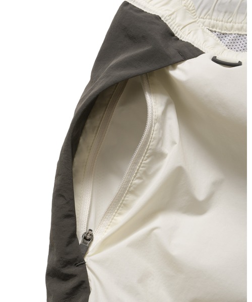 F.C.Real Bristol(エフシーレアルブリストル)の「WARM-UP PANTS(その他パンツ・メンズ・オフホワイト/セージグリーン/ブラック・X-LARGE/LARGE/MEDIUM/SMALL/XX-LARGE)」の9枚目の写真