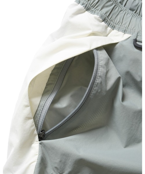 F.C.Real Bristol(エフシーレアルブリストル)の「WARM-UP PANTS(その他パンツ・メンズ・オフホワイト/セージグリーン/ブラック・X-LARGE/LARGE/MEDIUM/SMALL/XX-LARGE)」の22枚目の写真