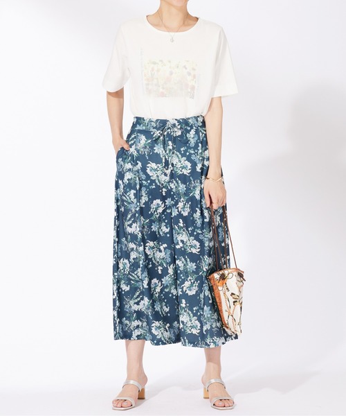 BELLUNA PLUS(ベルーナ)の「〈日比谷花壇〉シフォン重ねプルオーバー(Tシャツ/カットソー・レディース・ネイビー/ピンク/オフホワイト・MEDIUM/LARGE/X-LARGE)」の14枚目の写真