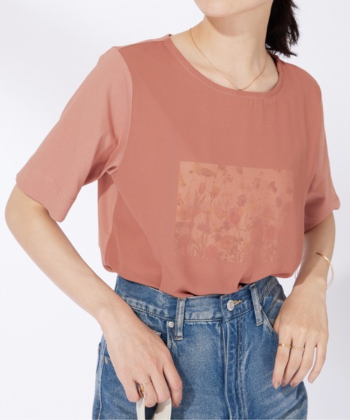 BELLUNA PLUS(ベルーナ)の「〈日比谷花壇〉シフォン重ねプルオーバー(Tシャツ/カットソー・レディース・ネイビー/ピンク/オフホワイト・MEDIUM/LARGE/X-LARGE)」の6枚目の写真