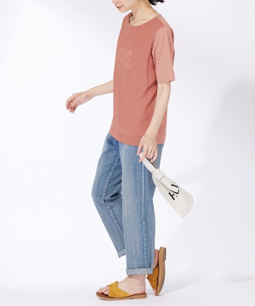 BELLUNA PLUS(ベルーナ)の「〈日比谷花壇〉シフォン重ねプルオーバー(Tシャツ/カットソー・レディース・ネイビー/ピンク/オフホワイト・MEDIUM/LARGE/X-LARGE)」の9枚目の写真