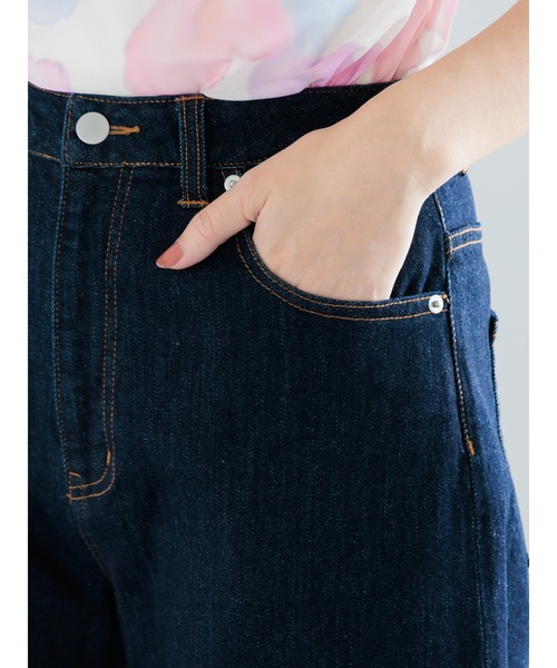 Te chichi（テチチ）の「カーブデニムシルエットパンツ（デニムパンツ・レディース・ネイビー/ブラック・マルチサイズ）」の13枚目の写真