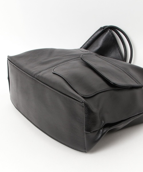 Lutim by u(ルチバイユー)の「Out pocket double strap bag / アウトポケットダブルストラップバック(ショルダーバッグ・レディース・ブラウン/ブラック・FREE)」の17枚目の写真