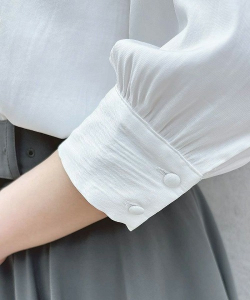 an another angelus（アンアナザーアンジェラス）の「ショールカラーボウタイブラウス（シャツ/ブラウス・レディース・オフホワイト/ブルーグレー・FREE）」の20枚目の写真