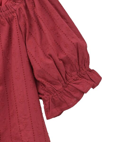 Areeam（アリーム）の「コットンレースラグランブラウス（シャツ/ブラウス・レディース・オフホワイト/レッド・FREE）」の5枚目の写真