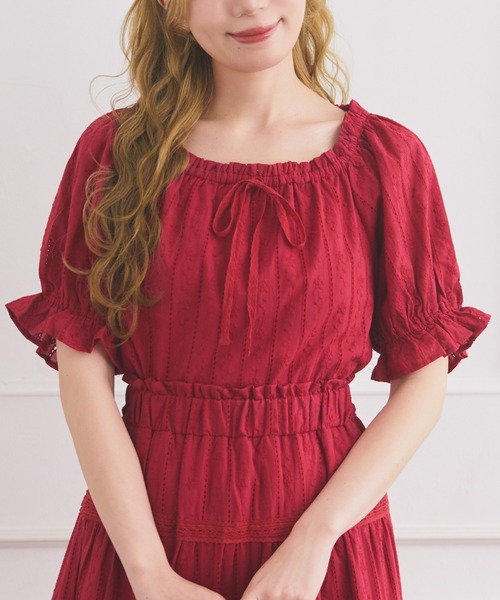 Areeam（アリーム）の「コットンレースラグランブラウス（シャツ/ブラウス・レディース・オフホワイト/レッド・FREE）」の2枚目の写真