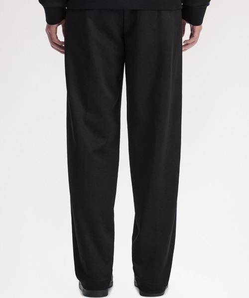 FRED PERRY（フレッドペリー）の「Mesh Taped Track Pants／メッシュテープトラックパンツ（その他パンツ・メンズ・ネイビー/ブラック・L/M/S/XS）」の4枚目の写真