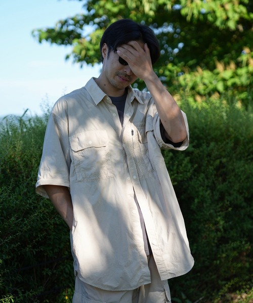 Snow Peak（スノーピーク）の「Snow Peak / Garment Dyed Convertible Shirt  ガーメントダイコンバーチブル シャツ（シャツ/ブラウス・メンズ・ブラック/アイボリー/ブラウン・M/L/XL）」の4枚目の写真