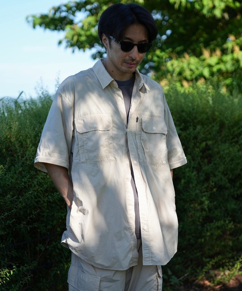 Snow Peak（スノーピーク）の「Snow Peak / Garment Dyed Convertible Shirt  ガーメントダイコンバーチブル シャツ（シャツ/ブラウス・メンズ・ブラック/アイボリー/ブラウン・M/L/XL）」の6枚目の写真