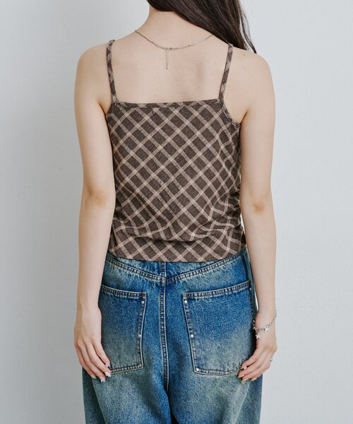 Kastane（カスタネ）の「チェックジャガードキャミ（キャミソール・レディース・アイボリー/ブラック/ブラウン・FREE）」の5枚目の写真
