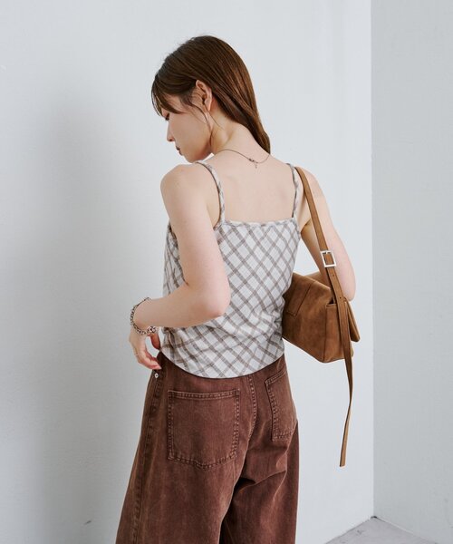 Kastane（カスタネ）の「チェックジャガードキャミ（キャミソール・レディース・アイボリー/ブラック/ブラウン・FREE）」の9枚目の写真
