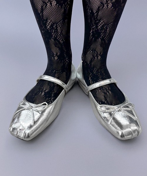 SETUP7(セットアップセブン)の「【SETUP7】≪軽量・柔らか≫ リボン メリージェーン フラットシューズ 結婚式・二次会・披露宴・お呼ばれ・セレモニー・成人式 同窓会・女子会・2次会・謝恩会・パーティー・デート オケージョン・食事会・演奏会・発表会・記念日・七五三・お宮参り KNF-TP(バレエシューズ・レディース・ブラック/シルバー・38/37/36)」の9枚目の写真