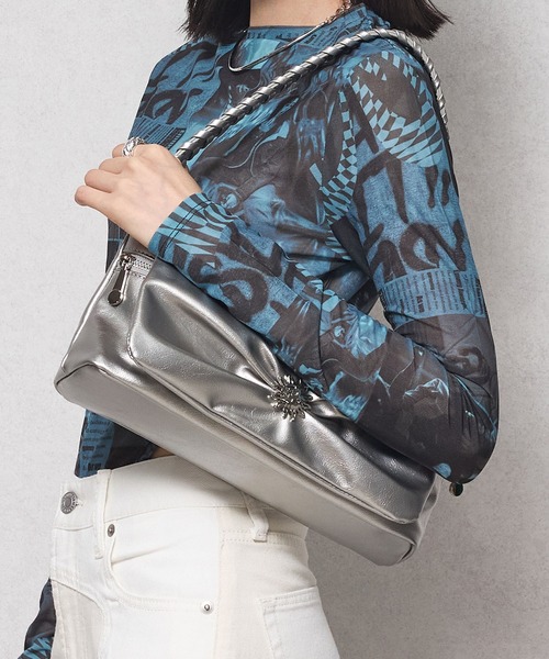 EVRIS(エヴリス)の「【EVRIS/エブリス】SUNNY ギャザー フラップショルダーバッグ(ショルダーバッグ・レディース・シルバー/アイボリー/ブラック/レッド・FREE)」の16枚目の写真